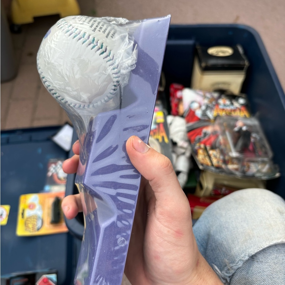 1998 McDonalds Diamond Backs Ball Stand With Ball Vintage Collectible - Picture 6 of 8